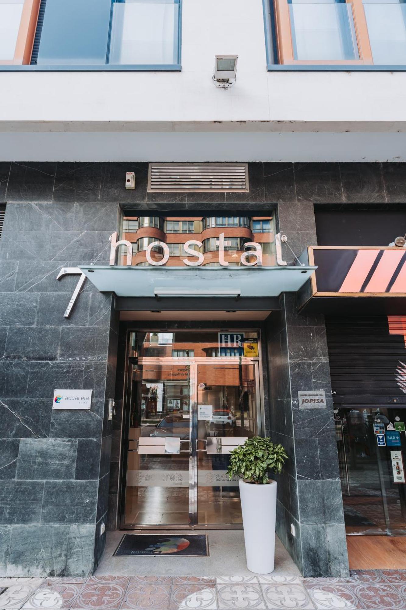 Acuarela Guest house 2*